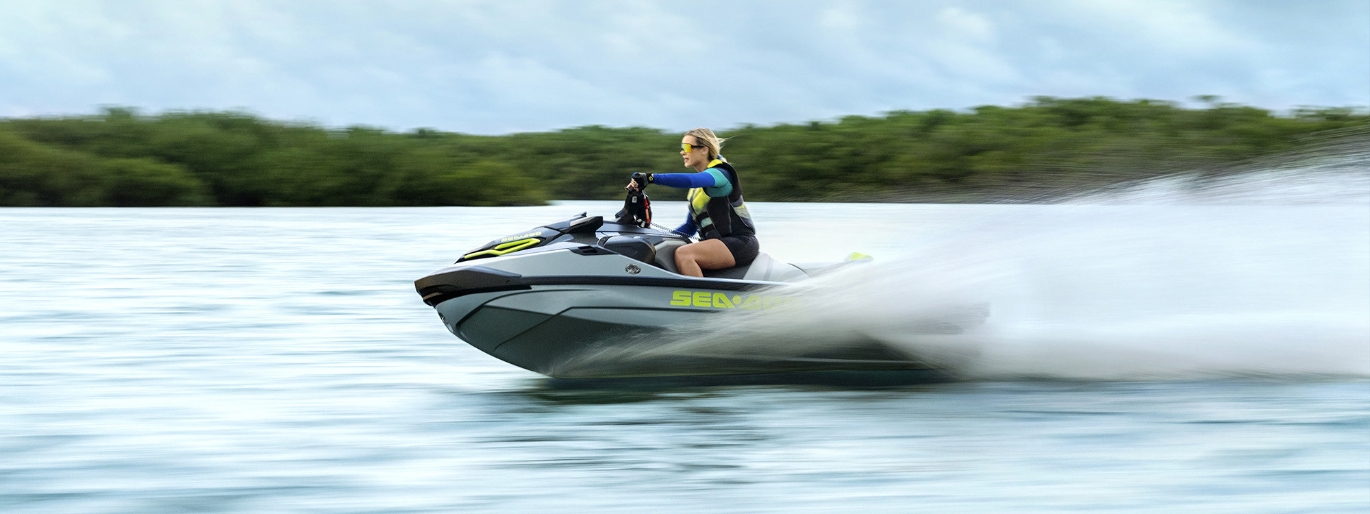 RXT X 325<br> w/Sound system